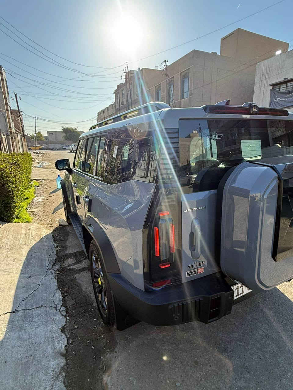 السلام عليكم سيارة جيتور T2 ماشية17000 km للبيع موديل 2025 مرقم لوحه وسنويه بغداد خاليه من الغرامات المرورية (سيارة جديدة )
 
المواصفات 👇🏻: 

🔹بانوراما 
🔹حساسات امامي خلفي
🔹كامرات 560 
🔹كشنات جلد 
🔹تبريد قطعتين 
🔹شاشة عرض حجم كبيرة 
🔹ثلاجة 
🔹تشغيل عن بعد وبصمة عدد 2 
🔹انعكاس الشاشة 
🔹منفذ 2 USB
🔹مصابيح LED كافة السيارة
🔹ناقل حركة 7 سرعات
🔹منفذ تايب سي
🔹اوامر وتحكمات صوتية
🔹مثبت سرعة 
🔹محرك 2000 
🔹داخل السيارة اللون جملي 
🔹نظام مراقبة ضغط الاطارات
🔹ضمان 6 سنوات للسيارة و10 سنوات للمكينة والكير 
🔹السيارة وكالة هارلم

مواصفات السيارة معروفة فول الفول 💯💯 مكان السيارة بغداد /بغداد الجديدة 
السعر /27,000 $ 
 الاتصال📞
*********** بغداد, العراق
