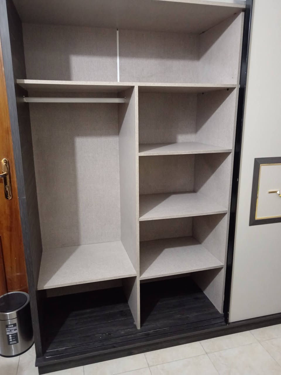 غرفه تركي 10 قطع درجه اولى للبيع
حي الجهاد بغداد 
*********** يتوفر واتساب
