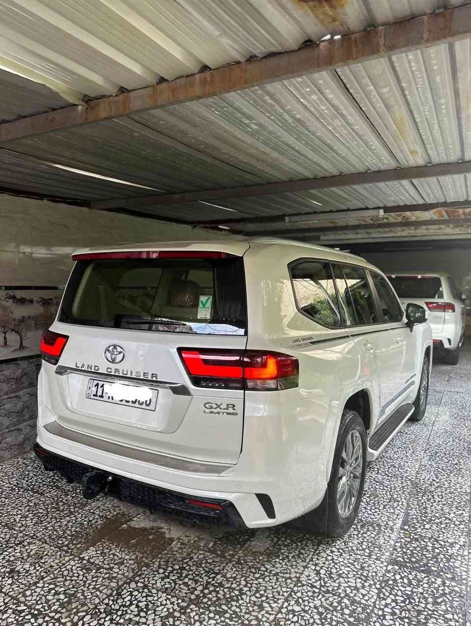 للبيع لاندكروز (2024)
موديل (2024) 

ساز SAS 

اصل ام الضمان 

لمتدد 1/1 

ماشيه 27 

رقم بغداد مميز بسمي 

بيها ملاحضه بسيطه 

الاتصال (***********)
