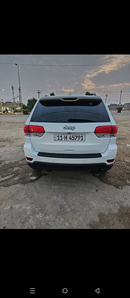 السلام عليكم للبيع جيب 2019 خليجي مكفوله فقط تبديل جاملغ امامي اصلي سونار ماشيه 120 الف سياره جديده تخم تاير مكينه حداديه كفاله مكينه 3600 داخل بيجي اشاير بلمري ردار توقف ذاتي بسمي مداور ثاني يوم السعر255 وبيها مجال قليل للستفسار *********** /***********
