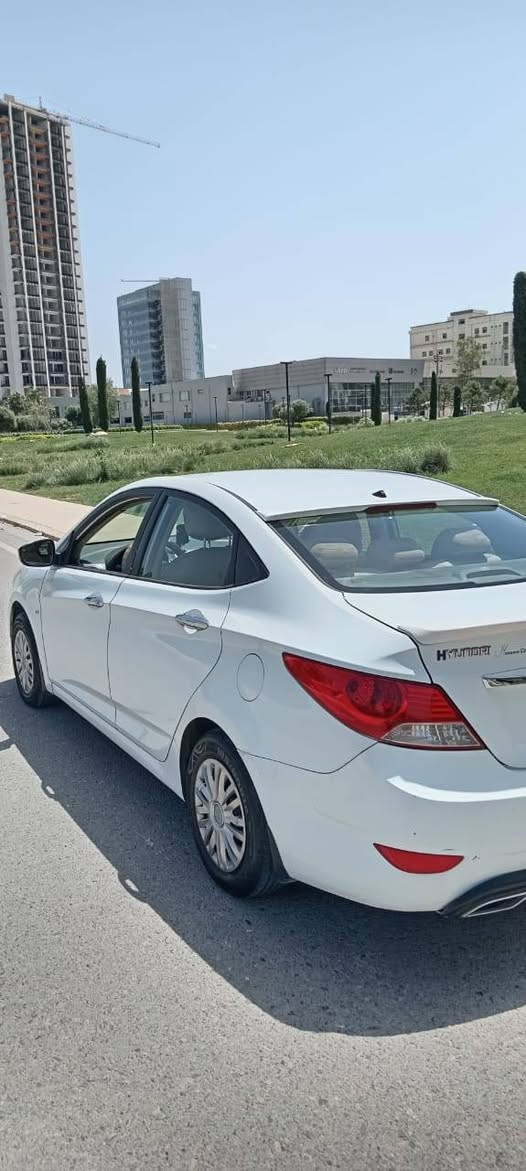 هونداي اكسنت ٢٠١٢ للبيع

خالي من العيوب مع فحص

سعر ٩٤ بي مجال قليل

للتواصل ***********
