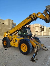 شفل جي سي بي سلايد2003 رقم بغداد  13ونص للاستفسار :07801969734