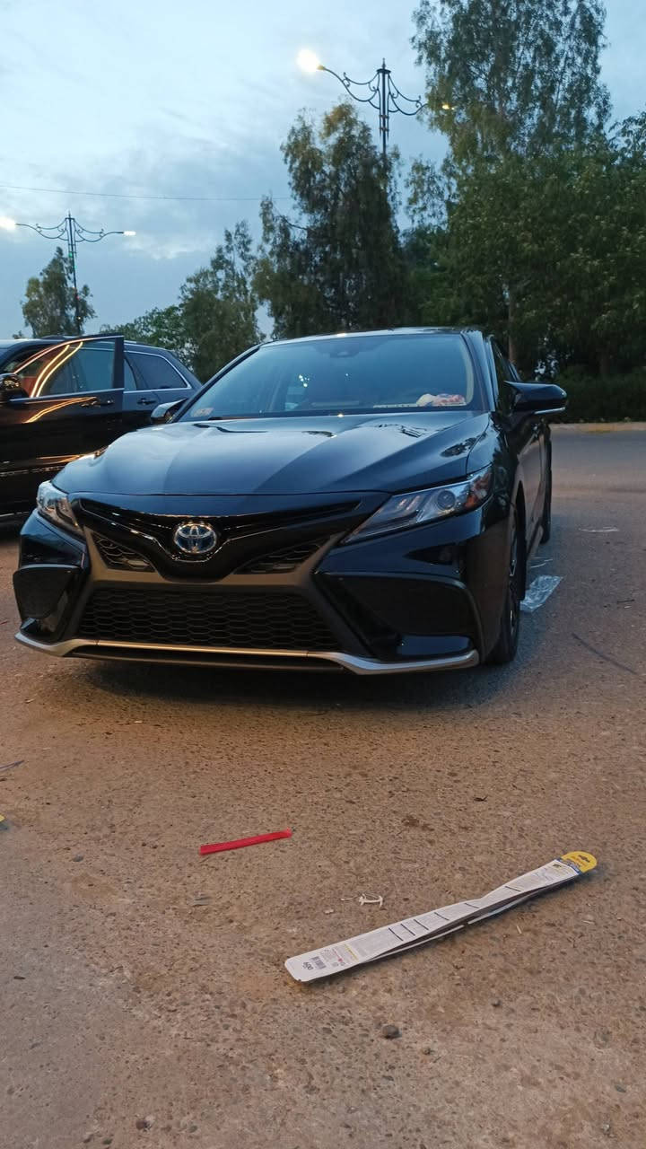 كامري XSE 2022 هايبرد
بيها 3 قطع وقطعة بأمريكا كلير فول مواصفات
ماشية 44 الف رقم بغداد  داخل احمر مميز باقي المواصفات مبينه ايرباك ستيرن وبردو 
سعر 188 وبيها مجال بسيط للاستفسار ***********
