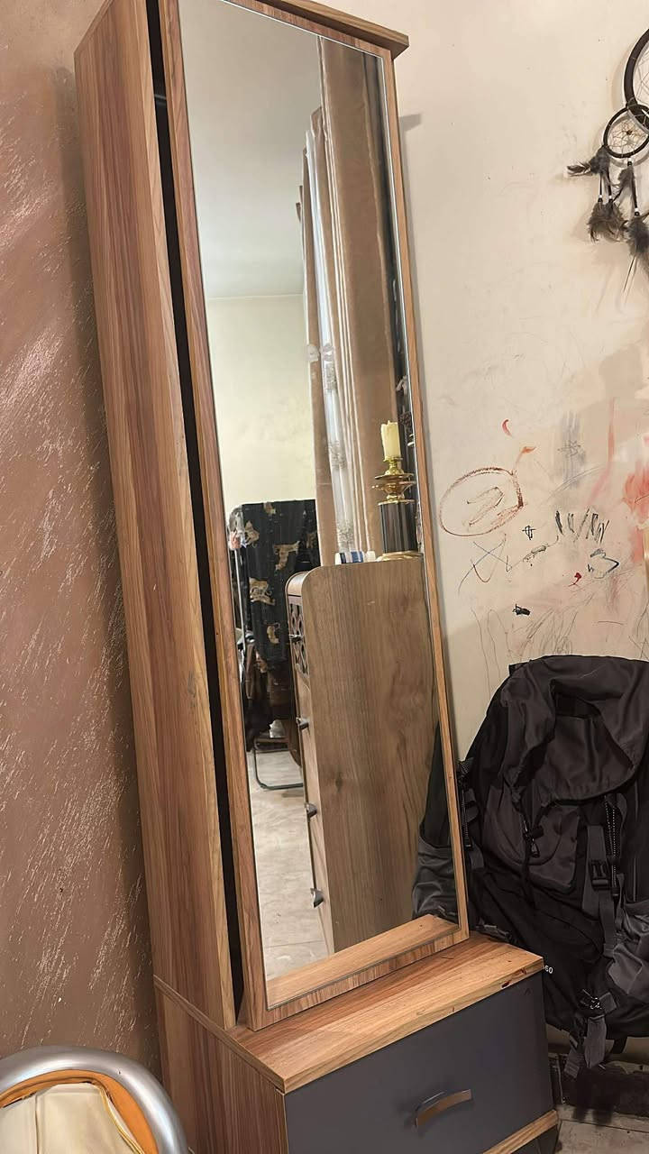 #بيع_مستعجل📌👇🏻
غرفة نوم 7 قطع بدون دوشك❌ كما موضح بالصور💯
السرير مخزن
العنوان #بغدادالشالجية📍للمزيد مراسلتي✅👍🏻


**إذا كنت صاحب هذا الإعلان وتريد حذفه لأي سبب، رجاءا أرسل رسالة إلى الدعم الفني**