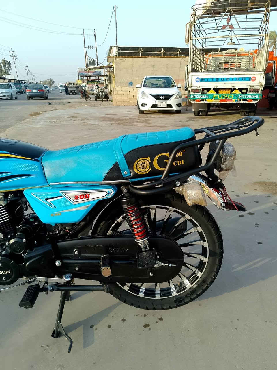 دراجه للبيع موديل 25مكفوله كفاله عامه
صار الها شهر من نزلتها جديده زيرو بعدها 
بكاني ديالى دلي عباس للستفسار***********
سعر800وبيها مجال
