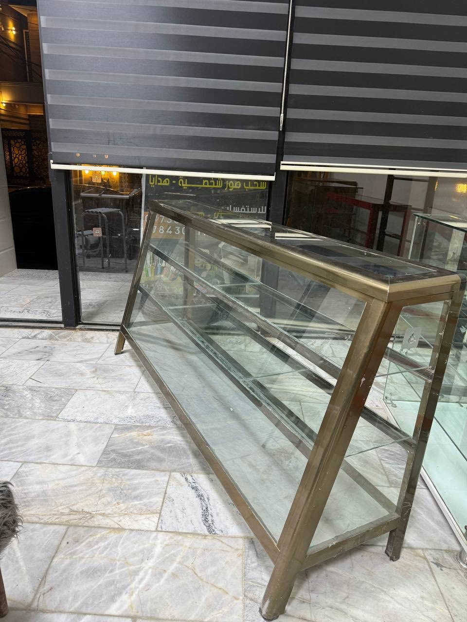 السلام عليكم للبيع غراض التواصل على خاص لمعرفة السعر


**إذا كنت صاحب هذا الإعلان وتريد حذفه لأي سبب، رجاءا أرسل رسالة إلى الدعم الفني**