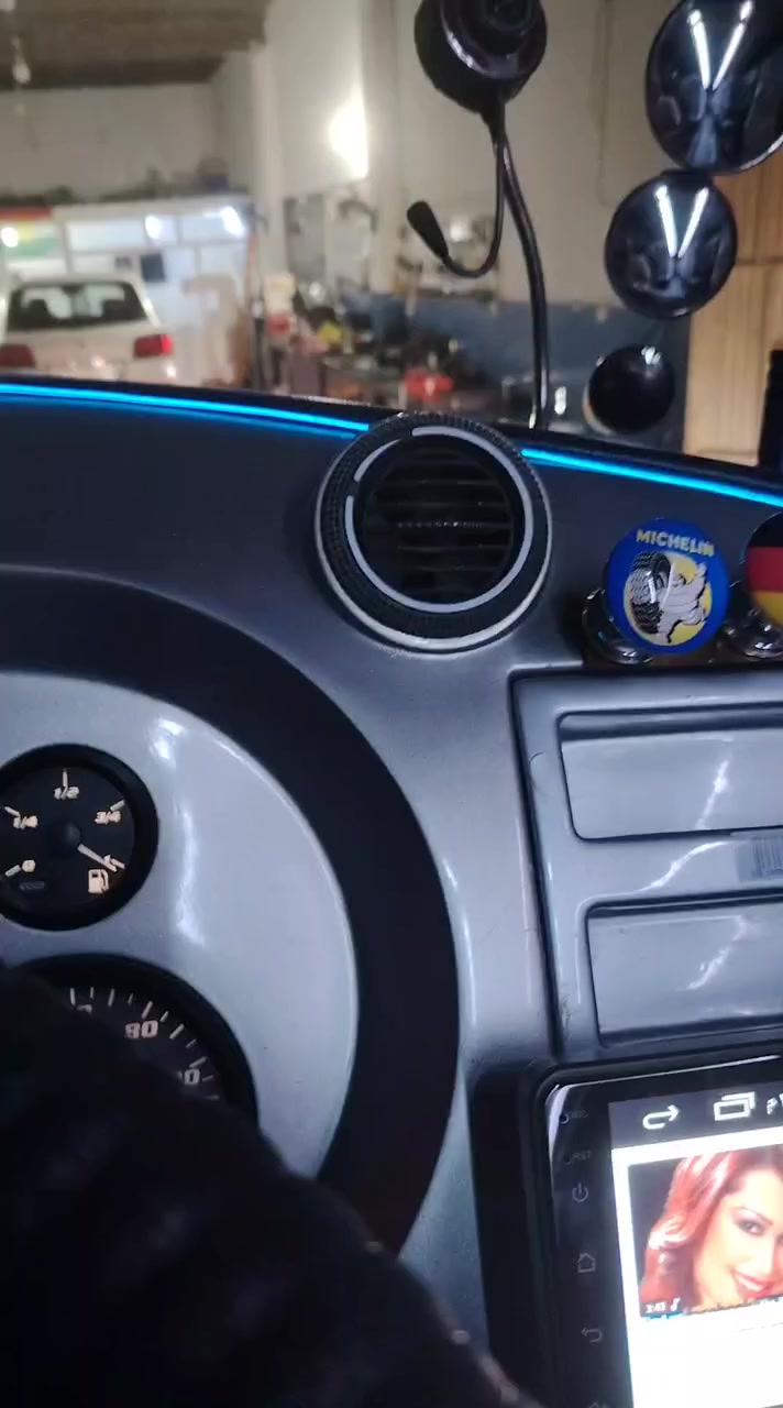 اخوان جنت مصورها بليل كالو الصور موواضحا هسه هذا تصوير بالنهار السياره ٢٠١١ سنويه اصلي واقع حال السياره قبل ٤ أشهر طلعت للسعوديه وطالعه كراوي داخل العراق اوخير من الله طخم تايرات نقص ماعندك بيها الحمدلله خير من الله سعرها ٢٧٠ اوبيها مجال *********** هذا رقمي واتساب أو ماسنجر اذا اكو مراوس ابسياره حديثه اصغيره اراوس مكان السياره سليمانيه
