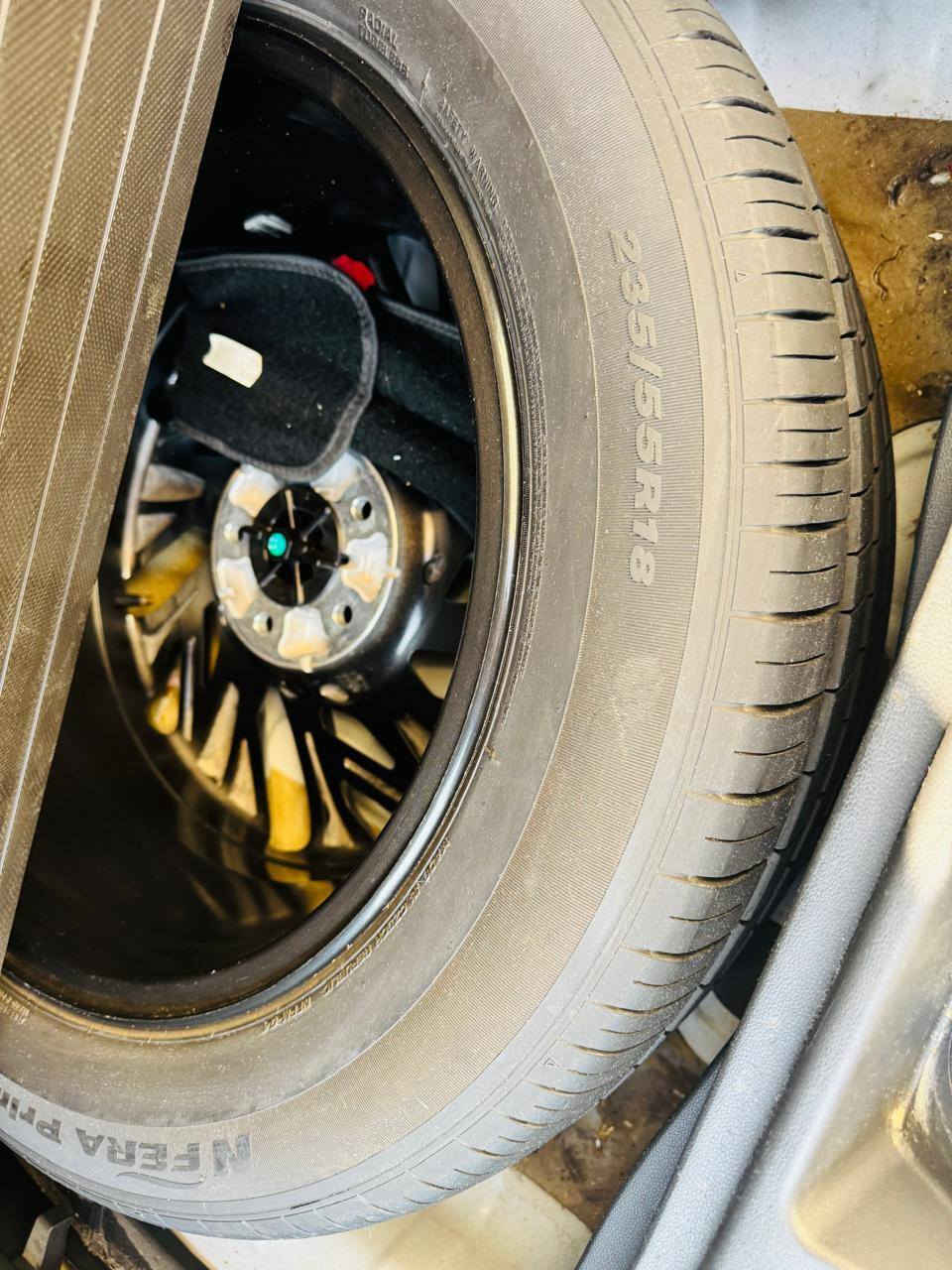 تحيه طيبه السلام عليكم ورحمة 
توسان 2022 خليجي 
ماشيه 47 ألف 

تشغيل بصمة   

تشغيل عن بعد

سايد بريك دگمة   

كشنات كهرباء

اوتو هولد

بك لايت LED

كروس سرعه

بردات ابواب خلفية 

حساسات امامية + خلفية 

تحكم مقود كامل

بصمات عدد 2 

انارة ترحيب

نقطة نزول منحدرات. 

نظام مانع تزحلق 

شاحن موبايل واير ليس  

اشاير بالمري والمري شفط

مخرج AUX + USB‏

وضعيات قيادة
مكفوله 
رقم اربيل شرط تحويل مباشرة 
205, ورقه وبيها مجال 
أي استفسار رقم صاحب السيارة 
***********
مكان بغداد سيديه
