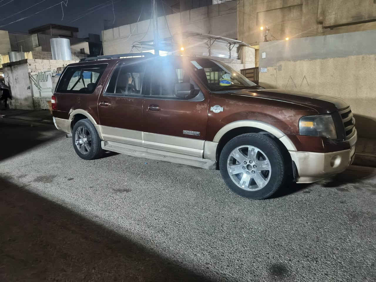 سيارة فورت اكسبتيشن 2008 سعر130 بيها مجال  سيارة رقم كركوك مشروع وطني بسمي سنوية جديدة هزه جديدة تايرات تخم محرك 8سندر سيارة ما مطلوبة ولا ربع 
 أمريكيه 
باسمنا تحويل مباشر
حادث جاملغ وبنيد بدون دواخل 
شاصي الغود كفاله شرط السونار 
بيبان كهرباء 
تحكم ستيرن 
صدر امامي خلفي شركة
بيبان الخلفيه كهرباء


**إذا كنت صاحب هذا الإعلان وتريد حذفه لأي سبب، رجاءا أرسل رسالة إلى الدعم الفني**