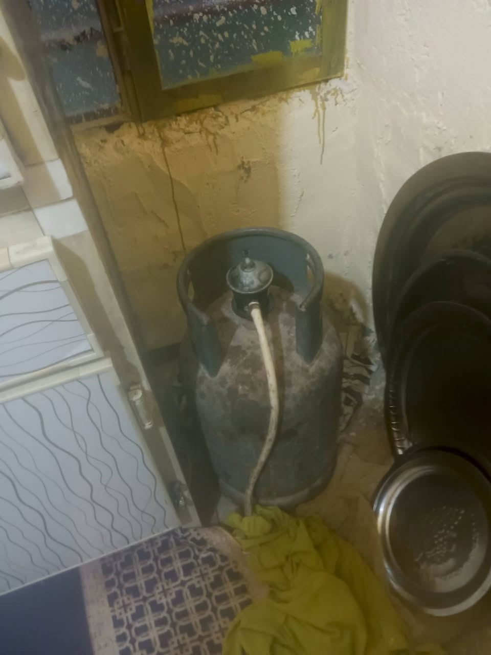 السلام عليكم غراض بيت للبيع طباخ ثنين قناني ثلاجه كاونتر خلاط مكاني كربلاء فريحه ***********
