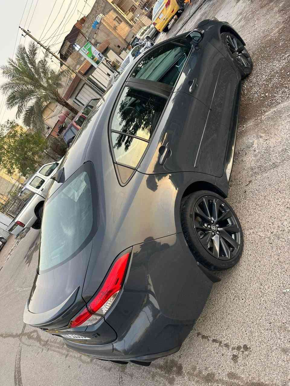 السلام عليكم
كورلا 2023  شكل الخليجي السياره ماشيه 40الف
لون مميز 
مكينه 1800  خير من الله
كير خير من الله   
حداديه جديده
رادار امامي 
شاشه جبيره تدعم ابل كار بلي بلوتوث
مثبت سرعه 
تحديد مسار
انضمه قياده
بصمه تشغيل وابواب 
تخم تاير جديد 
داخل احمر جلد  
اشاير مري 
سايد بريك بصمه 
اوتو هولد 
انضمه قياده 
وبعد هواي مواصفات 
السياره بيها صبغ جاملغ امامي صفحه عكس سايق وبيها بنيد 
رقم بغداد شرط التحويل
مكاني بغداد الحريه 
السعر 148 بيها مجال بسيط 
رقمي ***********
