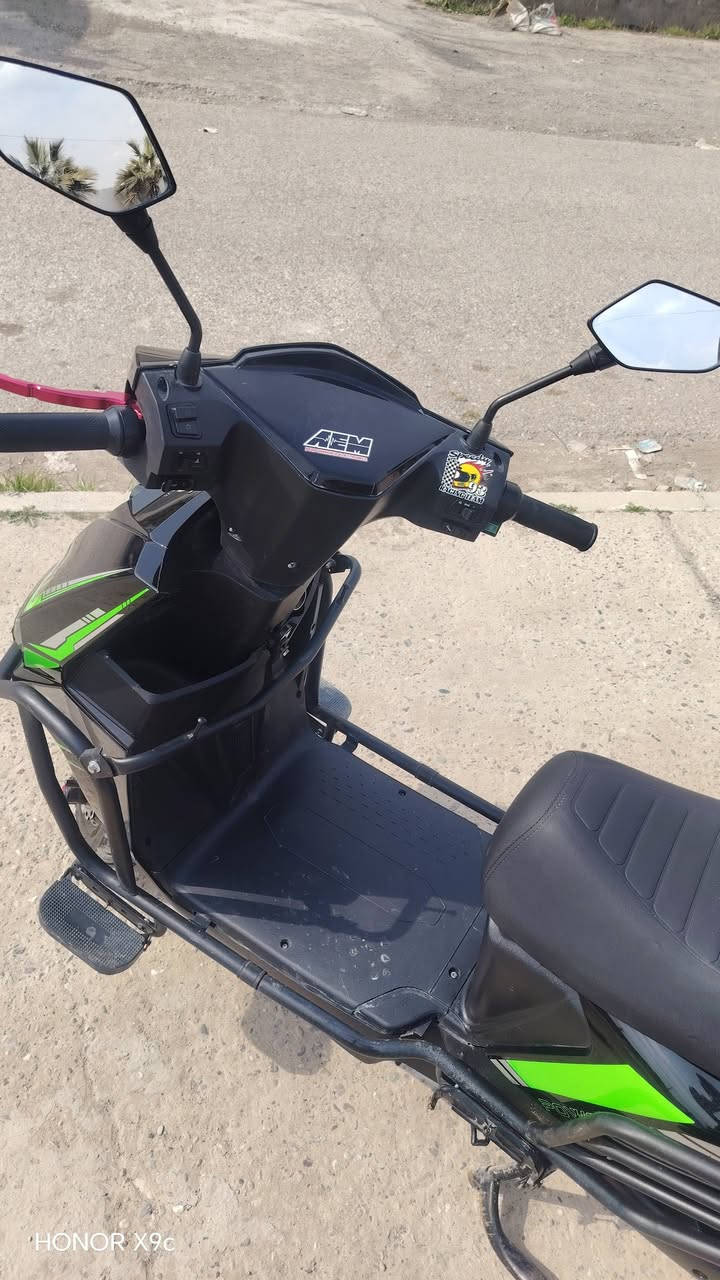 ماطور شحن للبيع
سته باتري دبل
ملف 2000
موديل 2025
تشغيل كارت
مثبت سرعه 
نظام R
فول مواصفات 
السعر 
*********** واتساب
