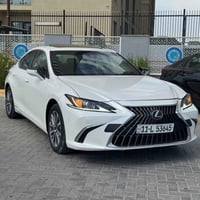 تويوتا لكزز وارد موديل 2022  . بيع او مراوس   ماشيه 99 الف   حادثها دع...