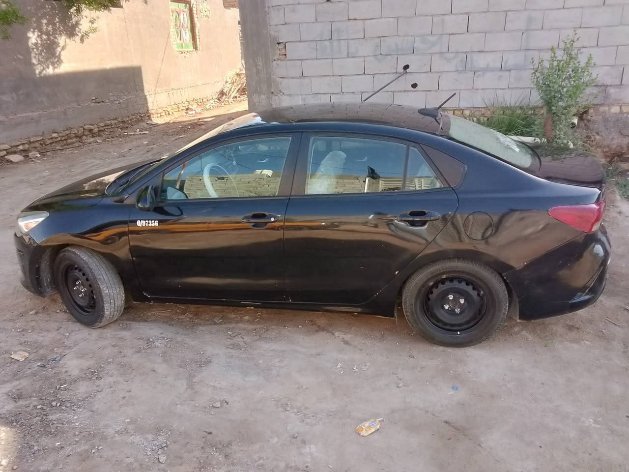 سلام عليكم للبيع او مراوس بسياره 7 راكب كيا ريو 22 أمريكي محرك كير كفاله 1600 مواصفات تحكمات ستيرن مري شفط تخم تاير يعني زينات لايت زنون حادث جملغ جه سائق.امامي سعر 98 بيهء مجال هاذ رقمي وتساب مكان سماوه  أم العصافير ***********
