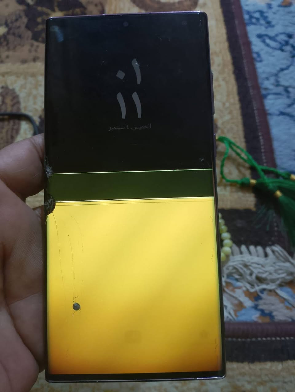 كلكسي S22
طاح وصار فطر بالظهر وينراده شاشه سعره 225 واتساب ***********
