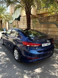 النترا وارد موديل ٢٠١٧ رقم بغداد بسمي هزه وسنويه جديده كير ومحرك وتبري...