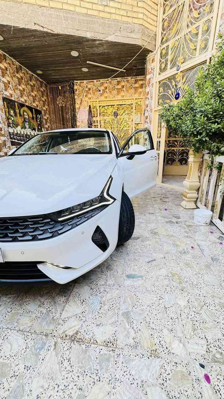 السلام عليكم  كي 5 خليجي مكفوله كفاله عامه موديل ٢٠٢٣  سياره جديده مال جنايه بدون تنته ميحتاج اذكر موصفاتهه الجنايه يعرفون  السعر ٢١٠ وبيهه مجال  الاستفسار ***********
