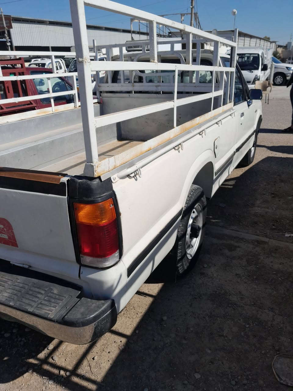 سلام علیکم سیارە مازدە مودیل 1994 صبغ مابي گیر محرک اکسل ابشرط رقم کرکوک مشروع وطنیی دفتر بنزین عندە سعر52
***********/////***********
