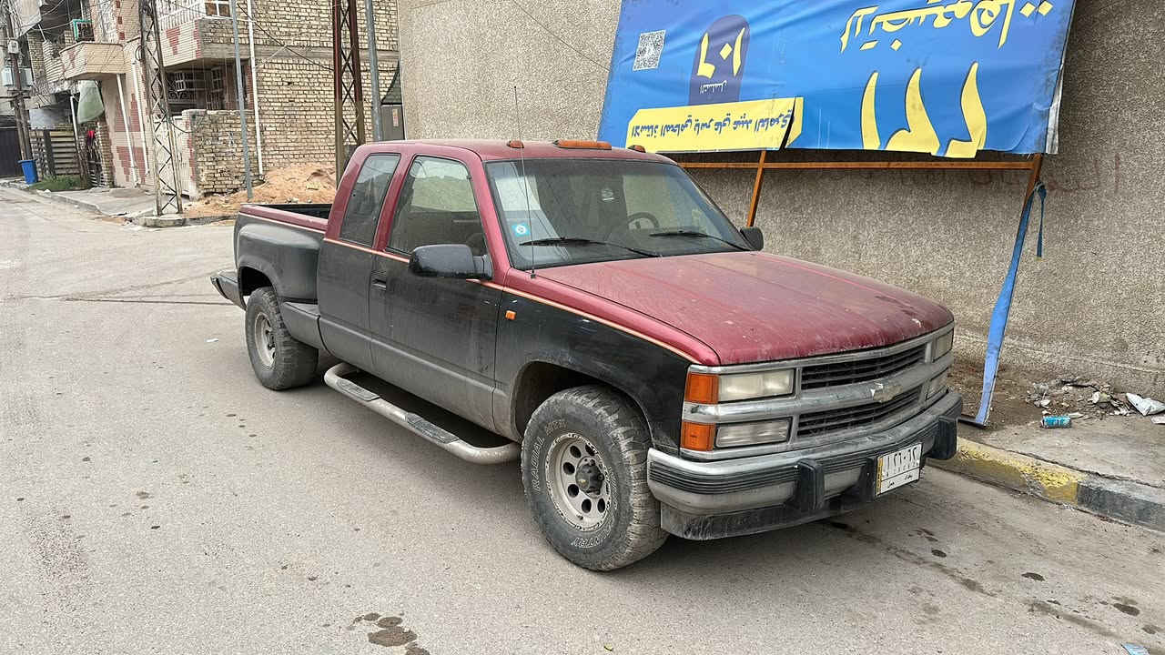 موديل ٩٣ نظيفة جداً رقم بغداد مشروع وطني باسمي  نظيفة جداً مكينة 454  كير 1000  مكينة وكير وصدر وتبريد كله تمام 
مكانها تقاطع درويش الاعلام 
***********
