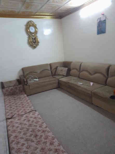 يعلن مكتب ابو يحيى لتجارة العقارات في محافظه كركوك قضاء الدبس  عن بيت   في حي الشهداء الجديدة مساحته ٣٨٠ متو قريب على بيت عميد خالد  المنطقه كلها خدمات تبليط  ماء كهرباء  كما  موضح بالصور أدناه 👇👇👇👇السعر على الخاص  ومناسب   وبي مجال    للتواصل عبر الأرقام التاليه
*********** ابو يحيى
***********
*********** يحيى الحمداني ابو عبدالله
   ( التوفيق من الله و للجميع)
ملاحظه دوام المكتب من الساعة التاسعة صباحا لغاية الواحدة ليلا للتواصل على الأرقام المذكوره اعلاه ☝️☝️☝️
