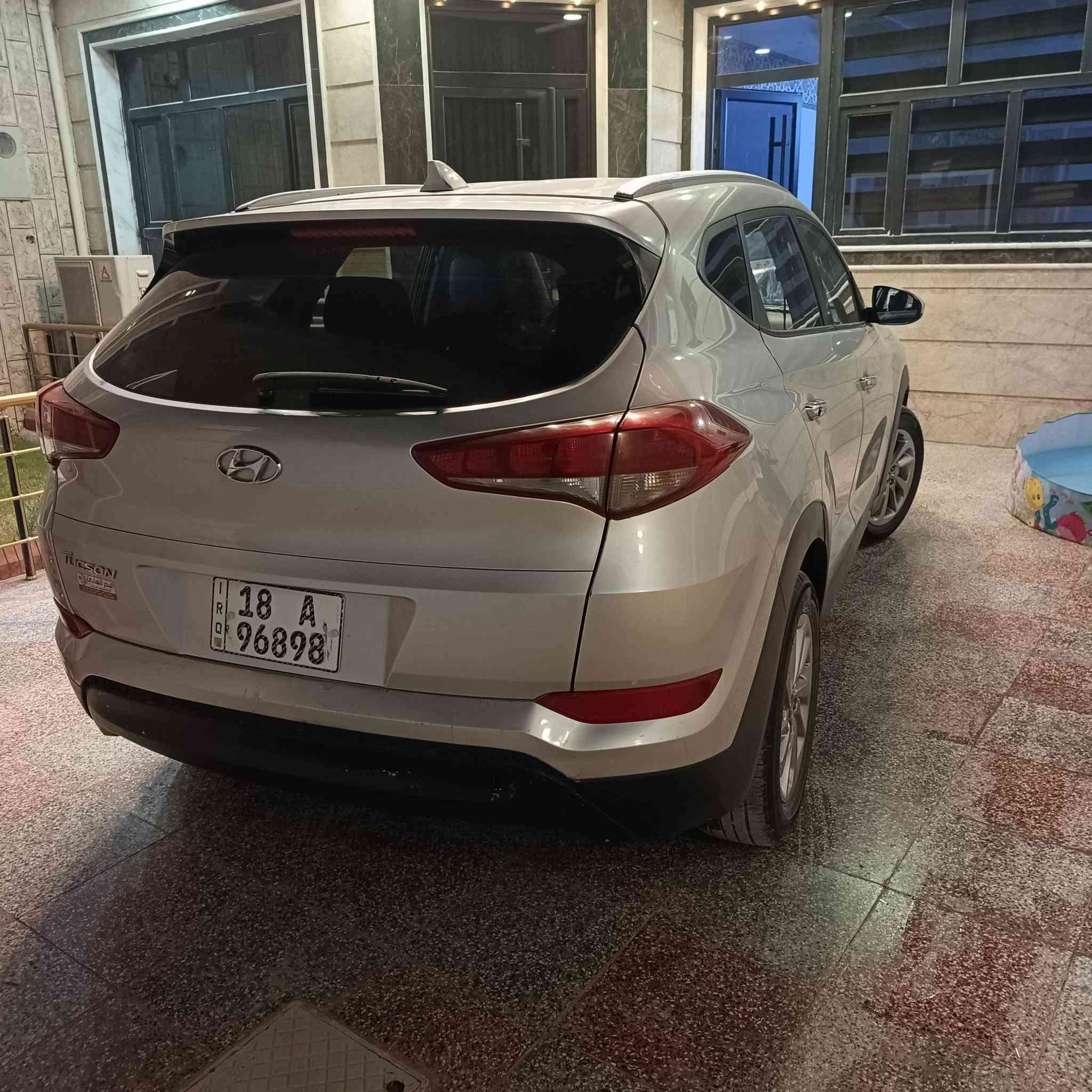 توسان 2018   كير ومكينه كفاله ماشيه 84 تبريد ثلج الداخل جديد حدادية سونارها موجود بالصور السعر  ١٢٢ مكانها بابل للاستفسار اتصل  ***********
