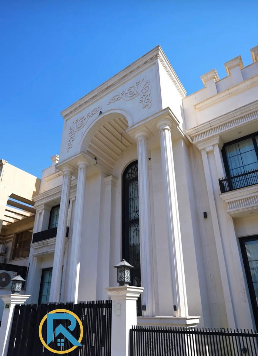 منزل مؤثث فاخر للبيع دريم ستي( المربع الذهبي )
مساحة 250M
Whatsapp 
***********
***********
