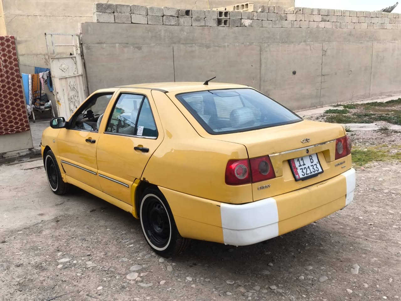 سلام وعليكم للبيع رقم بغداد صيارة نضيفه منكل جوانب تدفئ تبريد محرك تايرات كشنات باقي تفاصيل أنته والبايع تبق بيناتكم؟؟؟اني فقط ناشر تجي تفحصه بيدك وتتئكد منكلشي وتاهذها وبئلف عافيه عليك؟مستعجلين على بيعته وهذا رقمي واتس آب موجود *********** خابر واني اطيك رقم صاحب صيارة
