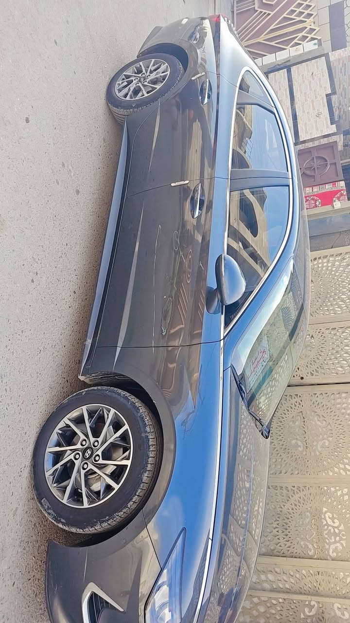 السلام عليكم سوناتا 2022 كوري اصل كلين فول عده الفتحه  محربغداد زعفرانيه محرك.2500المرغوب        ***********
