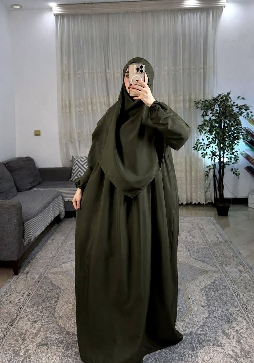 🧵 قماش سندريلا الأصلي — درجة أولى حرير💯✔️ 
👗 زي شرعي قطعتين
🎨 متوفر بـ 7 ألوان مميزة
📏 فري سايز — يلبس من وزن 60 إلى 90


**إذا كنت صاحب هذا الإعلان وتريد حذفه لأي سبب، رجاءا أرسل رسالة إلى الدعم الفني**
