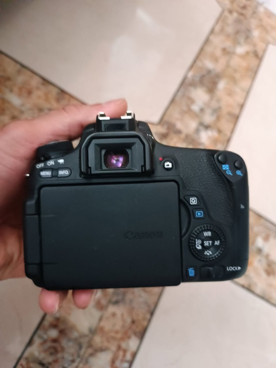 كانون الغنيه عن التعريف D760 غراض كامله من زوم 50mm من جنطه من شاحنه من كارتونه ضمان شهر عل الفحص شرط السعر 500 مكاني بابل


**إذا كنت صاحب هذا الإعلان وتريد حذفه لأي سبب، رجاءا أرسل رسالة إلى الدعم الفني**