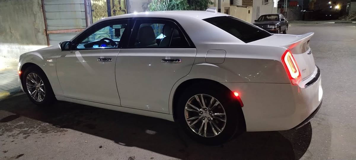 سلام عليكم البيع وبامه مديل 21 اصل 18 السعر 185بيهه مجال قليل *********** مكان السياره بصره
