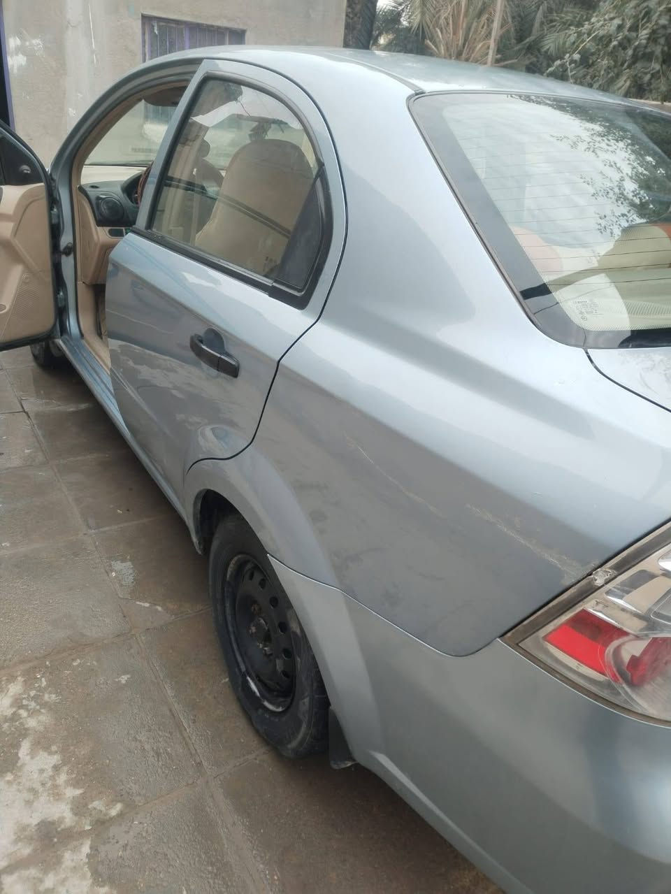 افيو للبيع موديل 13 مرقم مثنى بسمي مداور محرك 1600
مكانه سماوه الخضر مكلف بلنشر اتصال فقط 
***********
