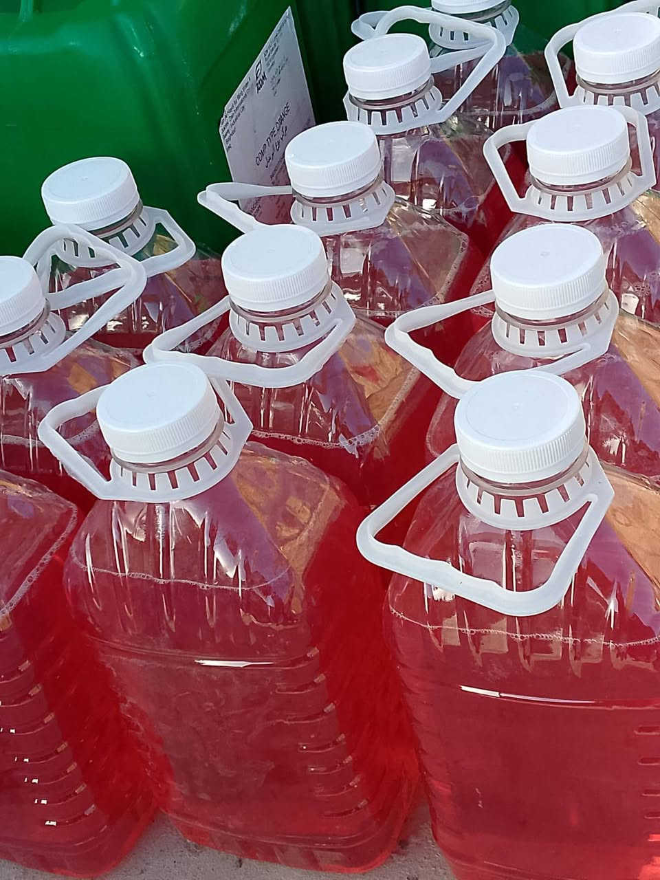 السلام عليكم يوجد لدينا زاهي جلكان ١٠ لتر ودبات ٣ لتر سعر الجلكان ٦ وتوصيل ١٠٠٠ سعر الدبة ١٥٠٠  طلب اكثر من  عشرة دبات وحدة مجاني للحجز والاستفسار مراسلة الصفحة او اتصل على الأرقام *********** واتساب ***********
