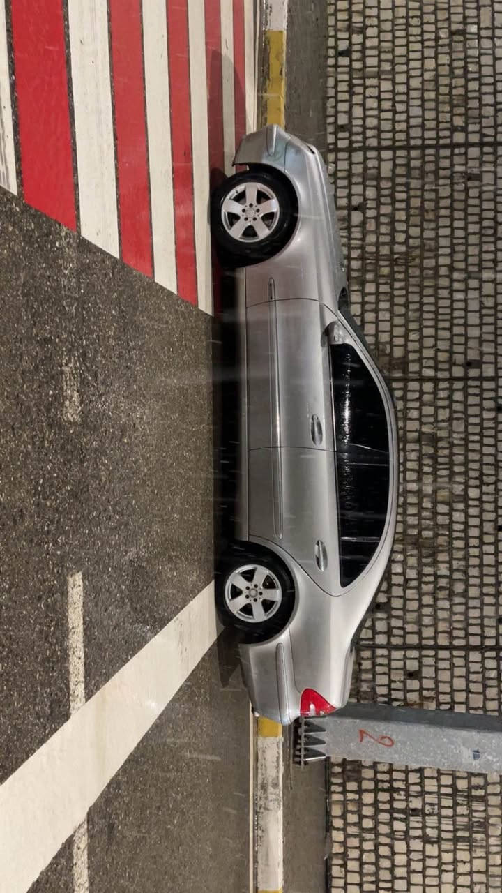 marsids 320 مؤديل 2006 فول فول قپات پانوراما منفئست ئه سلي سقفي گوراوه كرايته پانوراما واته سقف موس هه موگياني به شه رت بؤ گؤرينه وه شوئن سوران *********** سوران, أربيل
