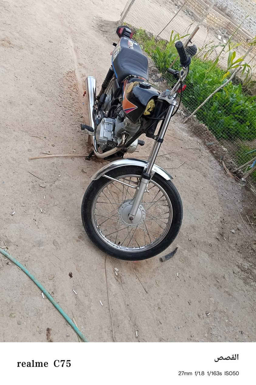 يابه سلام عليكم دراجه كلك كلك كلك محرك فقط ولفات فقد تعميره جديد 25كفاله عامه برغي واحد مابيه نقص جاهزه عله اخر حبايه بدون سبايدر بدون سبايدر سعر 500مكاني سوك شيوخ ***********
