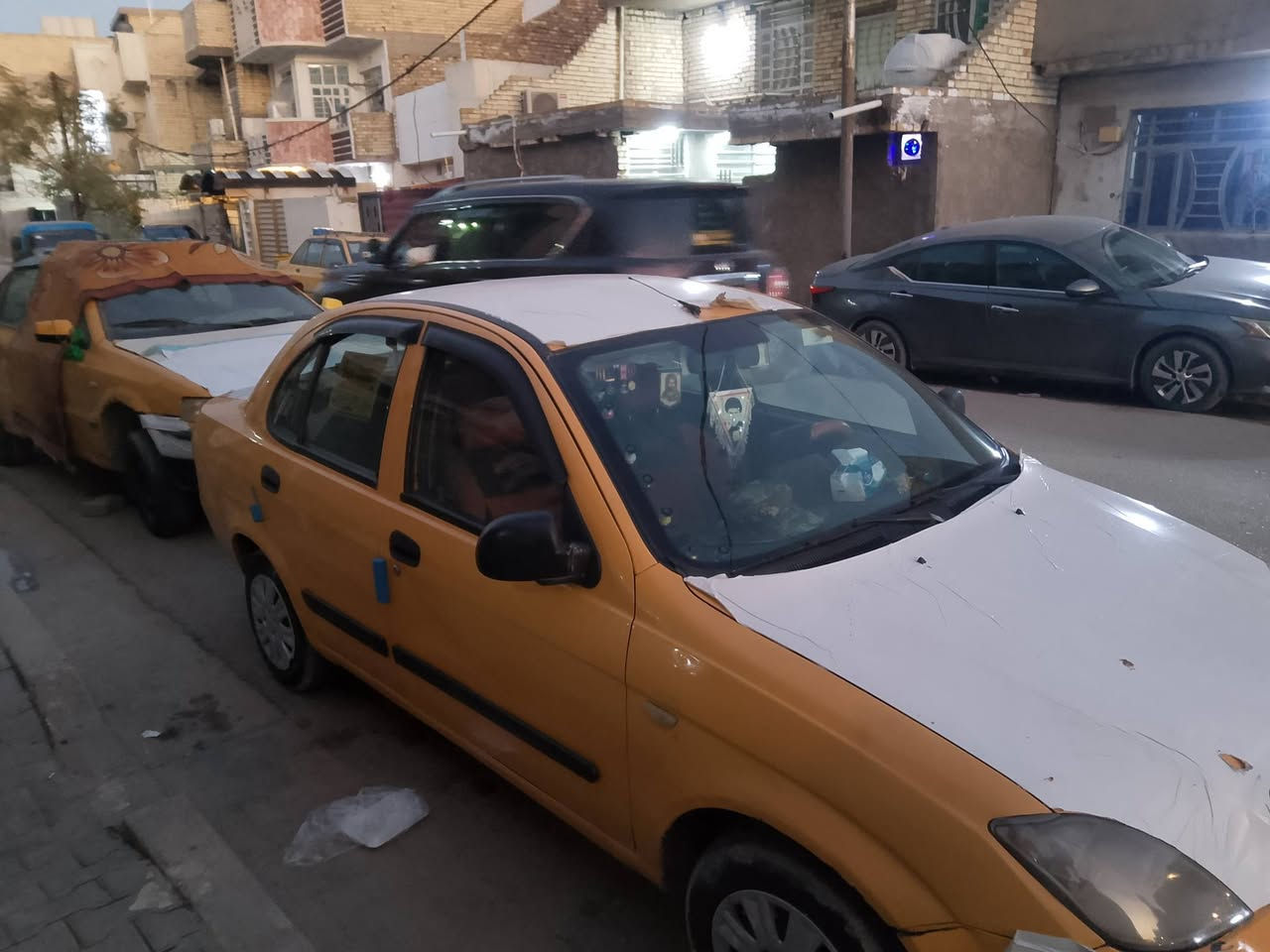 سياره طيبه للبيع مقفوله بيها خيط تبخير موديل 2015سعر 33 ورقه قفل ماكو مجال شراي يدخل  على الواتساب ***********
