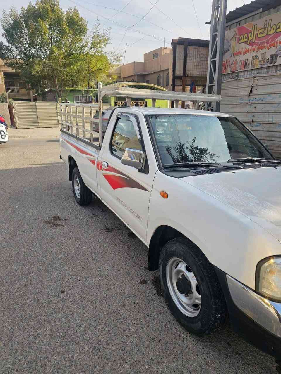 سلام عليكم للبيع بيكم نيسان موديل ٢٠٠٨ سيارة خير من لله مكينه كير حداديه شاصي كامله متصرف عليهه شي رقم بغداد بسم صاحبهه السعر ٩٧ بيهه مجال عنوان بغداد البنوك 
رقم صاحب السيارة ***********
اني مكلف بل نشر بغداد, العراق
