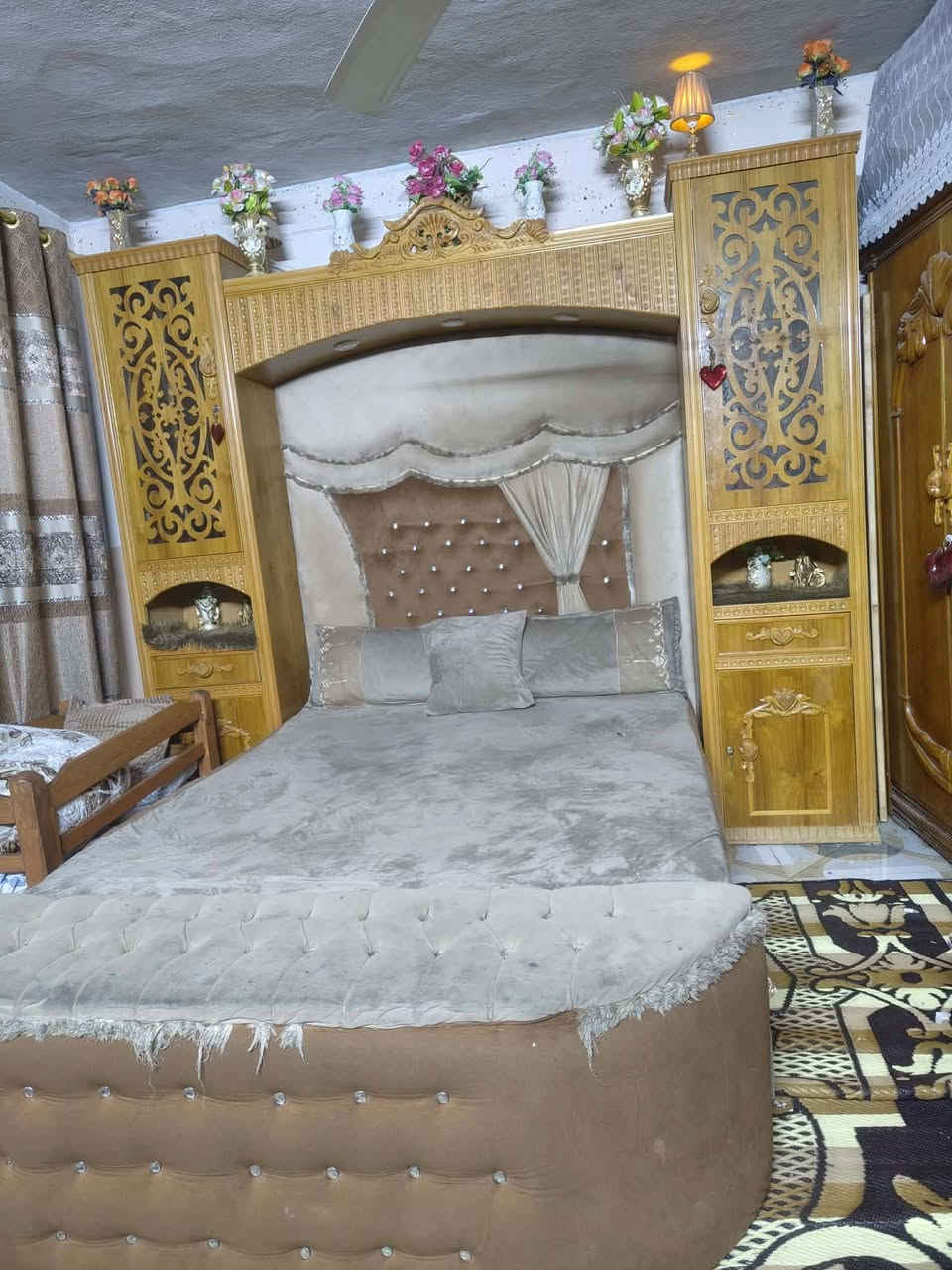 غرفة ثقيلة جدا توصا خشب احسن ماموجود بمليون واذا احد يريد بس ملاحق بدون قنصور هم ابيع


**إذا كنت صاحب هذا الإعلان وتريد حذفه لأي سبب، رجاءا أرسل رسالة إلى الدعم الفني**