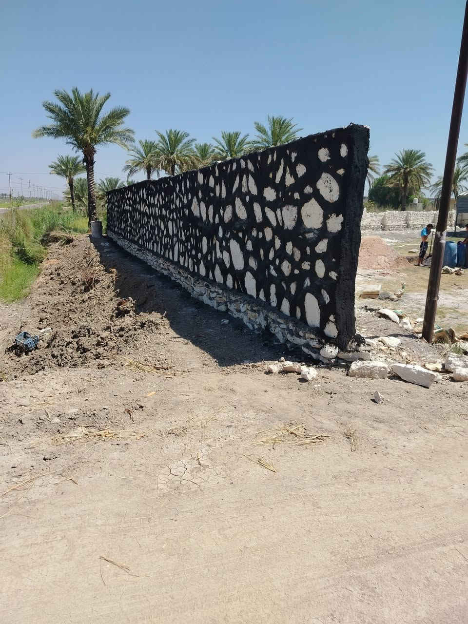 سلام عليكم كرسته وعمل ولستفسار علرقم *********** السعر مناسب
