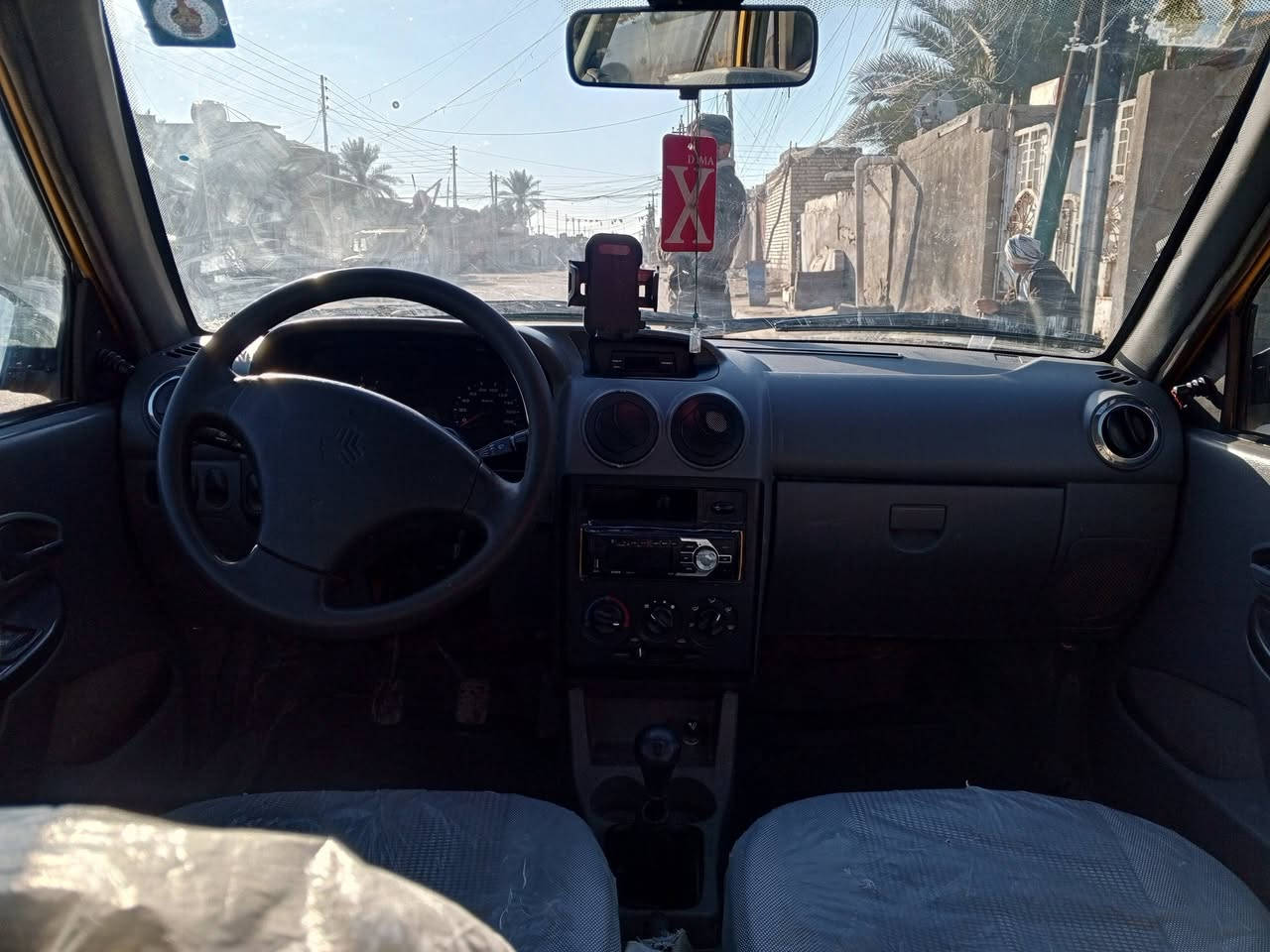 سلام عليكم سايبه موديل 13 سياره جاهزه مكينه كير مكفولات صدر قبل يومين بدلته كله تخم تاير جديد حولتها قبل شهر يعني مصفره من كلشي رقم بغداد نهايه حي اور شرط التحويل شواصي مكفولات سياره كلش حلوه مكان السياره بغداد حي اور السعر 34وبيها مجال حك الجيه الرقم ***********
