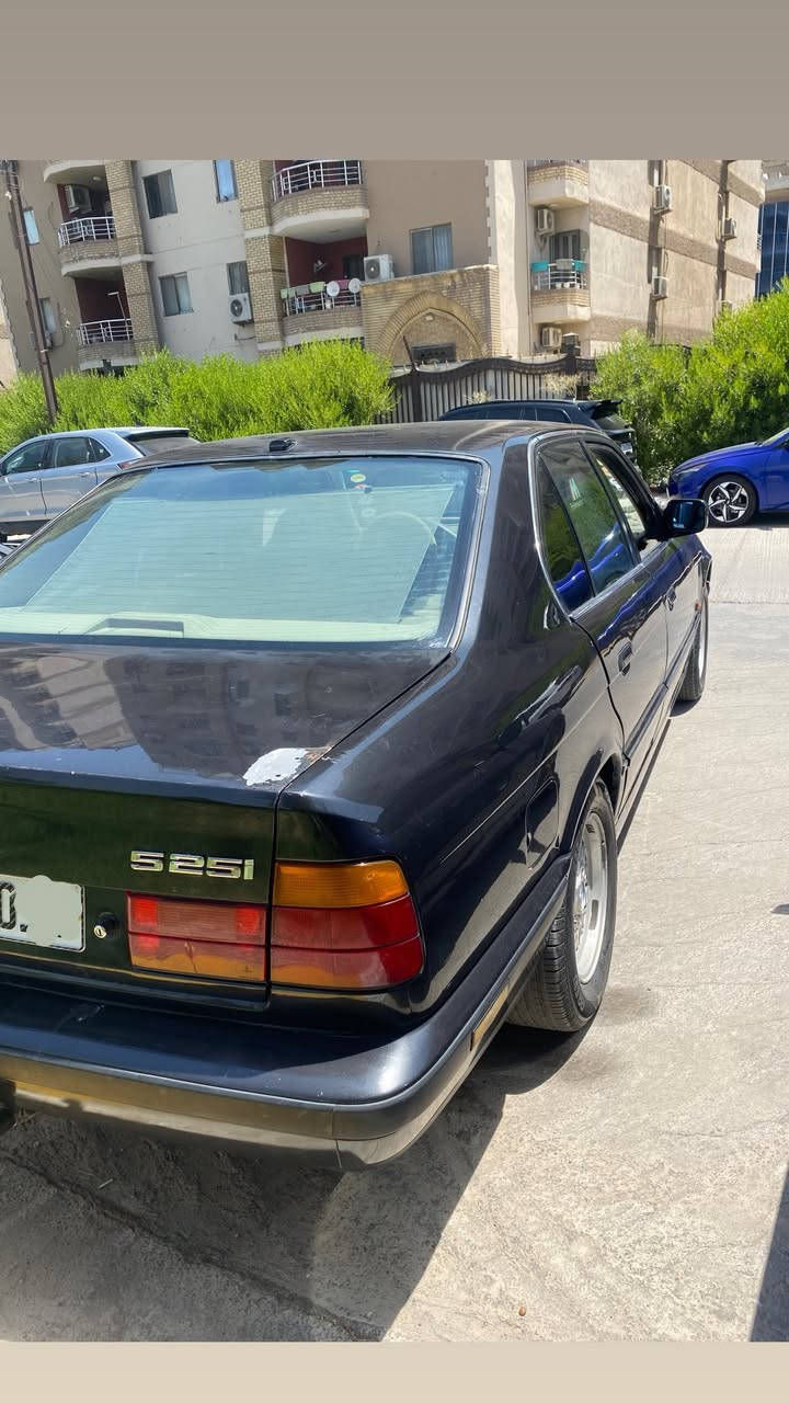 Bmw525

6سلندر محرك صقر ✅

1991

كير جديد 

مكينه مكفوله جديده 

صدر امامي جديد ١٠٠/١٠٠ 

صدر خلفي جديد ١٠٠/١٠٠ 

تبريد ويا السويج ثلاجه ❄️ 

فتحه بل سقف جام سنتر لوك جديد 

سياره جازه الاخر حبه 

العنوان بغداد حي الجامعه

واتساب ***********
