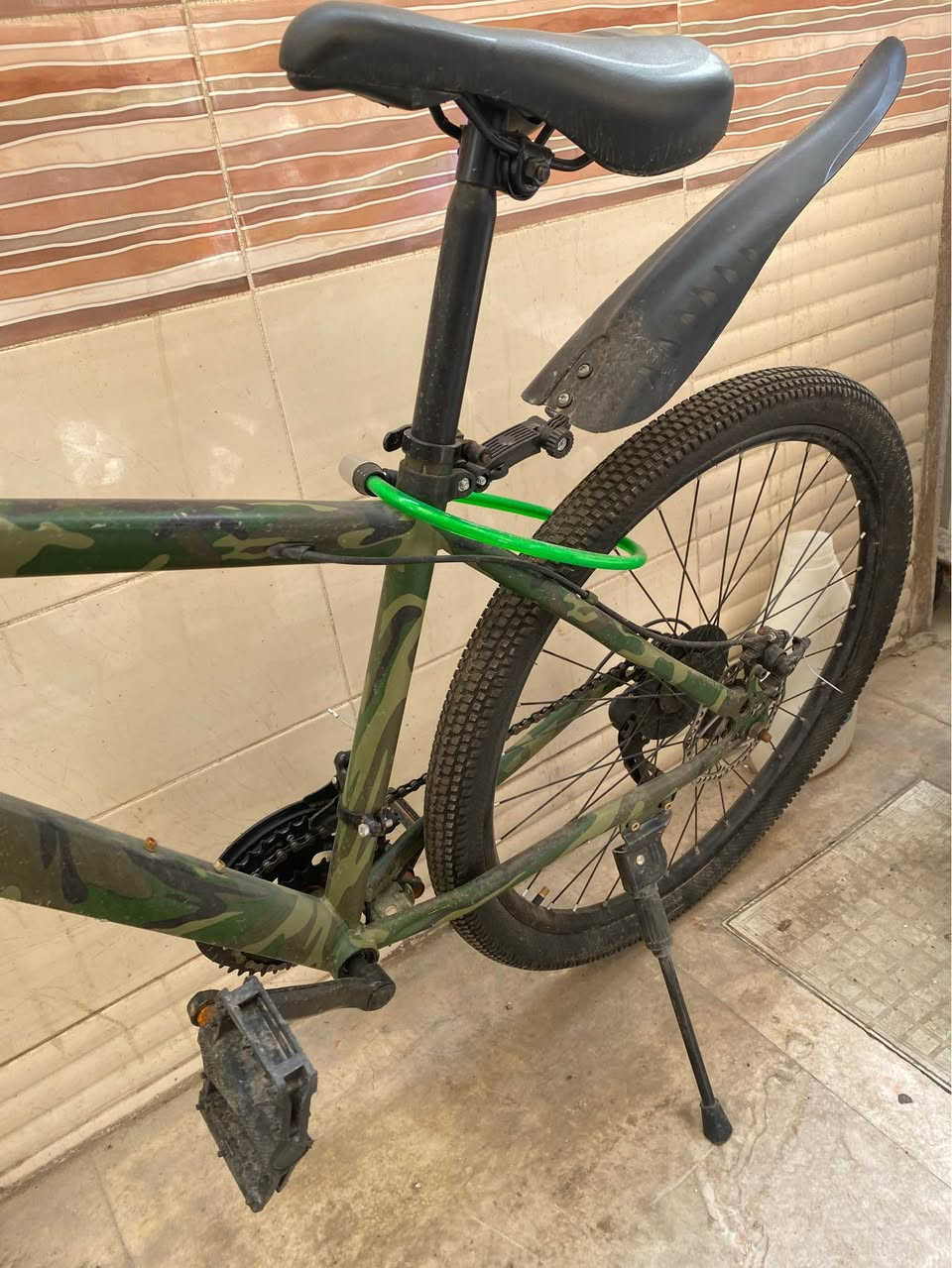 بايسكل رياضي مرقط جيش
جديد استعمال كلش قليل
القياس 29 بغداد, العراق


**إذا كنت صاحب هذا الإعلان وتريد حذفه لأي سبب، رجاءا أرسل رسالة إلى الدعم الفني**