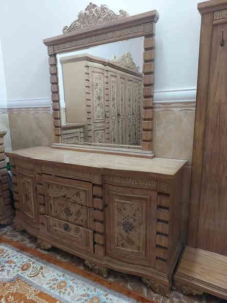 للبيع
غرفة نوم تركي سعر ٤٠٠ 
فلوجة حي العسكري
*********** للاستفسار
