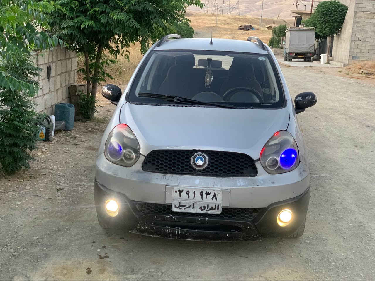 Geely GX 2.   2013
فرۆشتنی خێرا .
جیلی مۆدێل 2013
تەبرید سارد و گەرم لەسەر سیوچ
فول مواسەفات abs شاشە ئایپاد  
چوار جام کارەبا کەم مەسرەف 
گێڕ و مەکینە وکارەبای کامل بەشەرت 
دەعم لێدراو موس بڕاوە بەشەرت 
سەیارەی  مەعرەز نیە قیست و گۆڕینەوەم نیە 
سعر 23 معامەلەیەکی برایانە السليمانية, العراق


**إذا كنت صاحب هذا الإعلان وتريد حذفه لأي سبب، رجاءا أرسل رسالة إلى الدعم الفني**