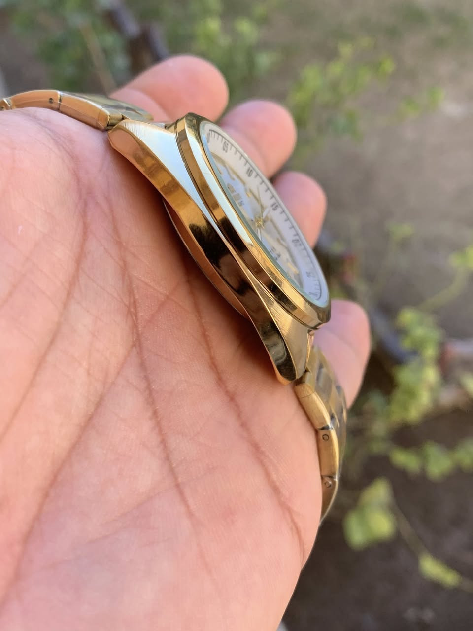 اورينت دولي ٣ نجمات النقيب
ياباني قطعه مال امزون تحفه 

مينه مميزة 

منفذ شهري ويومي 

ماكنه بطاريه بلاديه 

زجاج زفير مقاوم للخدش والكسر 

معدن ستانلس ستيل ضد الماء  اميال وارقام لامينوس 

السعر ٣٠ الف على اول تم


**إذا كنت صاحب هذا الإعلان وتريد حذفه لأي سبب، رجاءا أرسل رسالة إلى الدعم الفني**