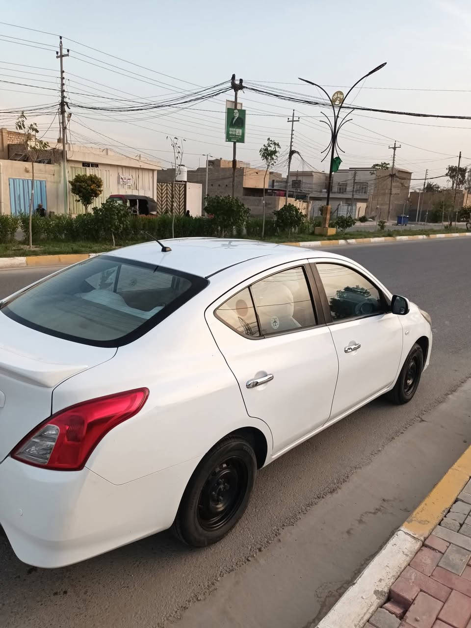 #نسيان صني هندي موديل 2019
رقم أربيل بأسم شركه وكاله تحويل موجود 
حساسات تحكم استيرن 
مكينه كير تبديل صبغ مابيه
السعر 87 وبيه مجال 
الاستفسار ***********/***********
مكانها كربلاء
