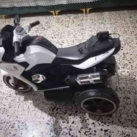 دراجه شحن للبيع مامستخدمه مضمومه عوزه فقط باتريات السعر 90 رقم 0782904...
