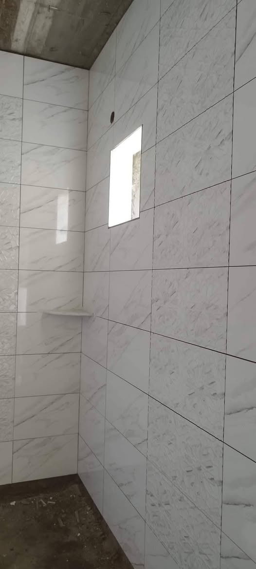 كادر لتطبيك جميع اعمال السيراميك والبورسلين جدران ارضيات دراج شغل نظيف وسعر مناسب***********
