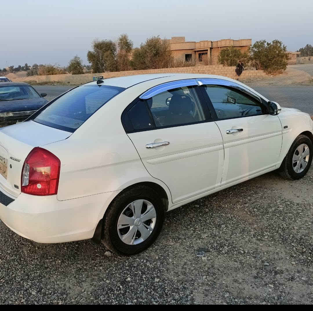 اكسنت للبيع موديل 2010 
السعر 84 اوبيها مجال ***********
