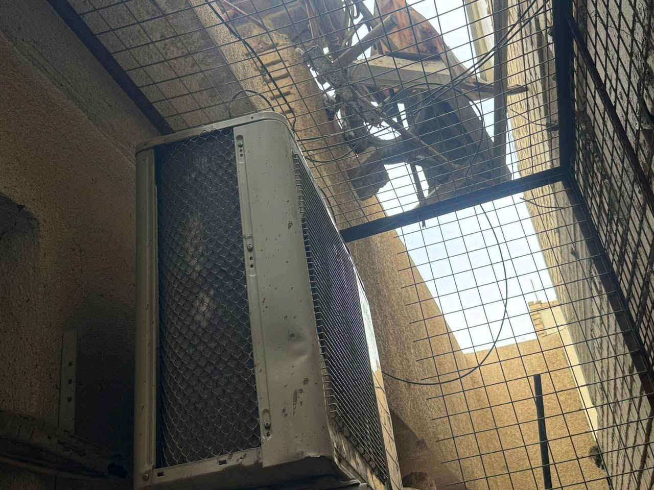 سبلت ثنين طن للبيع بـ250 وبي مجال بسيط مكان حي الجهاد للاتصال على الرقم *********** مكلف ب النشر فقط
